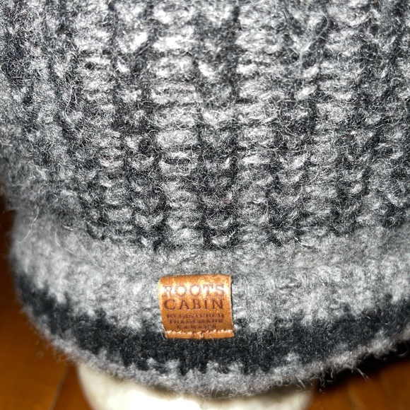 Roots Cabin Lambs Wool Blend Winter Hat Toque - Picture 6 of 8